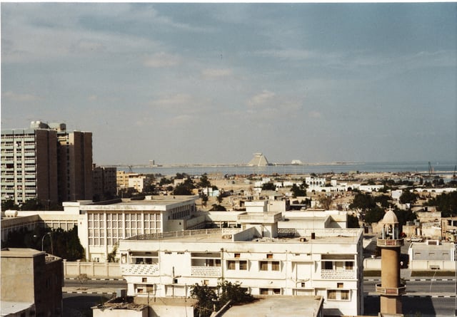 A view of Doha in the 1980s showing the Sheraton Hotel (pyramid-like building in the background) in West Bay without any of the high-rises around it.