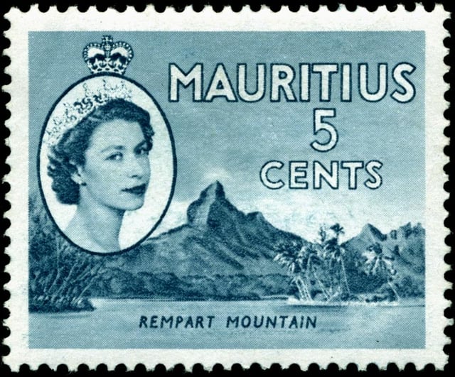 Elizabeth II was Queen of Mauritius from 1968 to 1992.