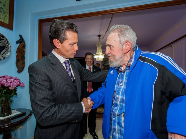 Castro with President of Mexico Enrique Peña Nieto, January 2014; even in retirement, Castro continued his involvement with politics and international affairs.