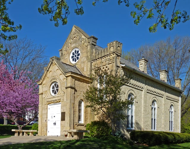Gates of Heaven Synagogue (1863) at James Madison Park