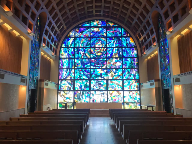 The interior of Stauffer Chapel on Pepperdine's Malibu campus, built in 1973 (2019)