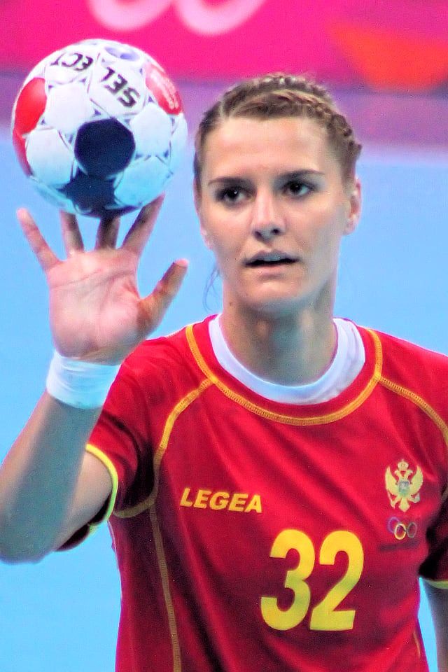 Katarina Bulatović, a handball player.