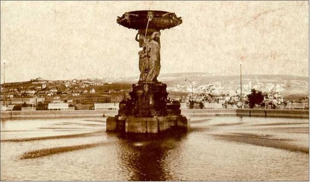 Kızılay Square during the early years of the Turkish Republic, with the later relocated Su Perileri (Water Fairies) fountain, c. 1930.