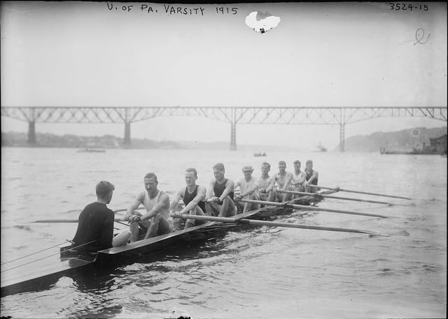 Varsity rowers approach Poughkeepsie Bridge on the Hudson River, 1915