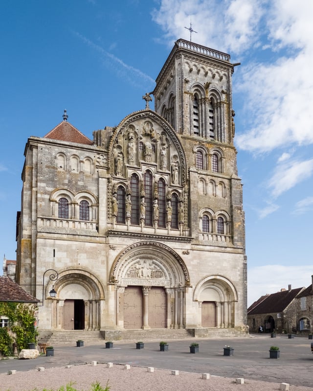 Vézelay Abbey, Viollet-le-Duc's first restoration project