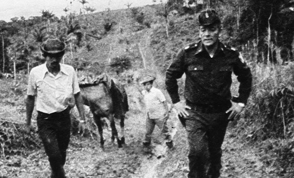 Omar Torrijos (right) with farmers in the Panamanian countryside. The Torrijos government was well known for its policies of land redistribution.
