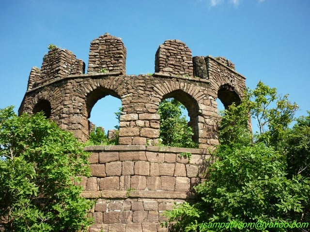 Ramagiri Fort ruins at Kalvacherla in Peddapalli district is an ancient fort initially built by the Sathavahanas and modified many times by other dynasties till the 16th century.