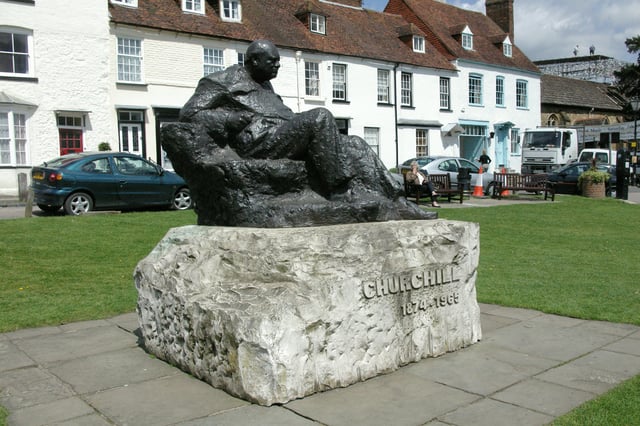 Statue of Churchill in Westerham, Kent