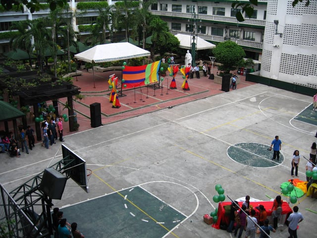 The Plaza Villarosa can be used for various activities