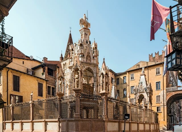 The Arche scaligere, tombs of the ancient lords of Verona