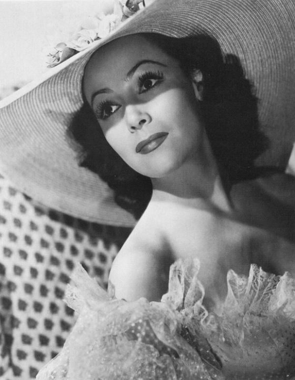 Del Río in The Man from Dakota (1940)