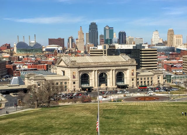 Downtown Kansas City and the Crossroads Arts District as viewed from Liberty Memorial in 2016.