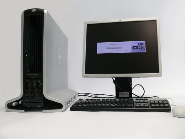 HP zx6000, an Itanium 2-based Unix workstation