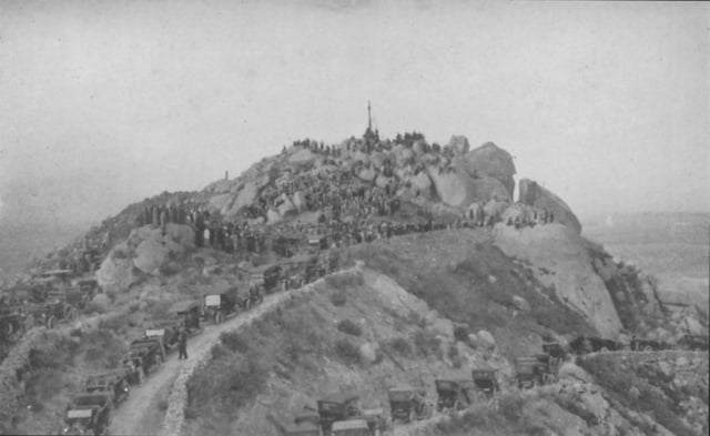 1913 Mount Rubidoux Easter Sunrise Services