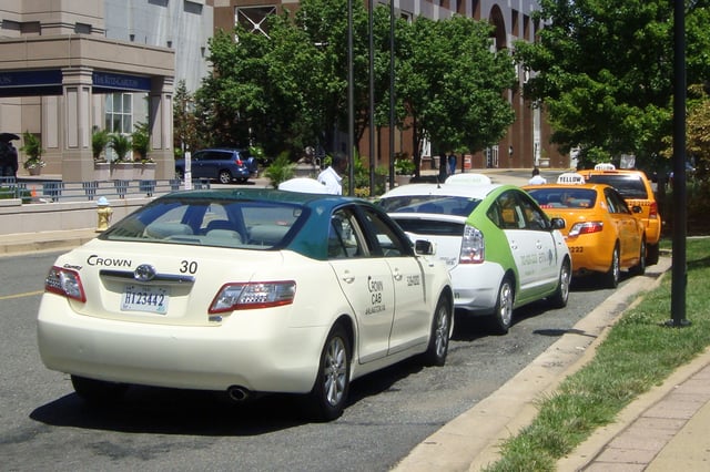 Several hybrid taxis at Pentagon City