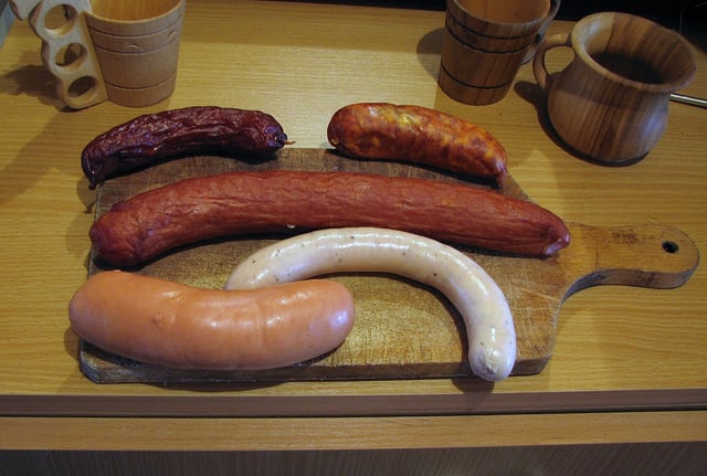 Polish sausages: myśliwska, surowa, góralska, biała, parówkowa
