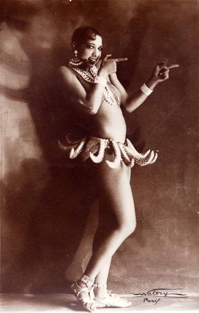 Josephine Baker in a banana skirt from the Folies Bergère production Un Vent de Folie