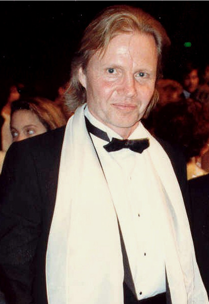 Jon Voight at the Academy Awards in April 1988, where his children accompanied him