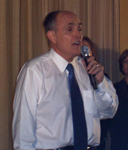 Giuliani campaigned for Senate in 2000 before withdrawing after being diagnosed with cancer