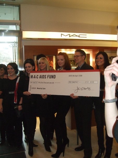 Shirley Manson donates £51,000 to Waverley Care on behalf of M•A•C AIDS Fund.