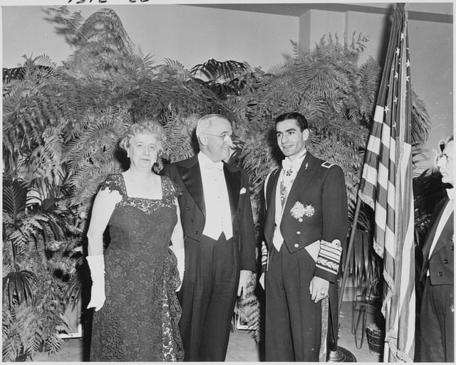 Pahlavi with US President Truman in Washington, November 1949