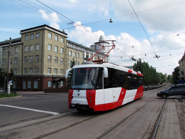 Tram LM-2008