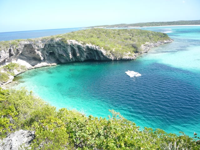 Dean's Blue Hole in Clarence Town on Long Island, Bahamas.