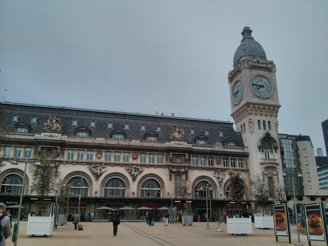 The Gare de Lyon and Gare du Nord railway stations in Paris were built by Napoleon III. During his reign, the railway network of France expanded from 3 500 kilometers to 20 000 kilometers.