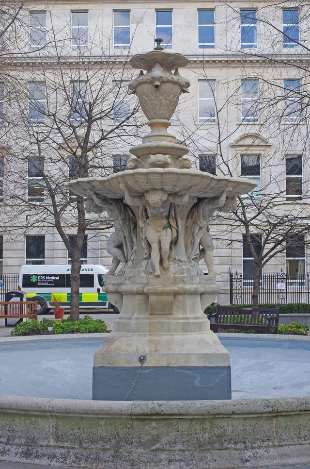 Fountain in the quadrangle of St Bartholomew's Hospital