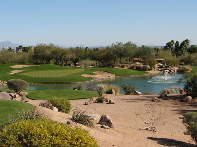 A par-3 hole in Phoenician Golf Club, Scottsdale, Arizona