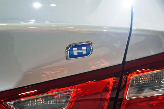 Chevrolet hybrid badge