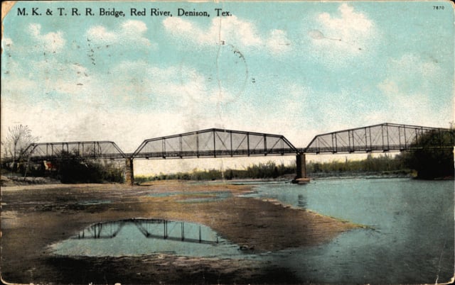 Missouri-Kansas-Texas Railroad bridge over Red River (postcard, c. 1911)