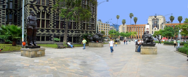 Plaza Botero, in the background the Museum of Antioquia