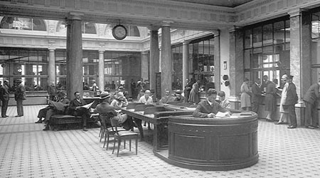 The inside of a Credit Suisse building in the 1930s