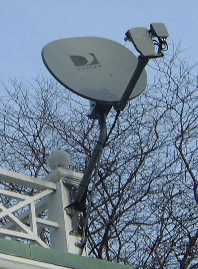 DirecTV AT-9 5-LNB "Sidecar" satellite dish