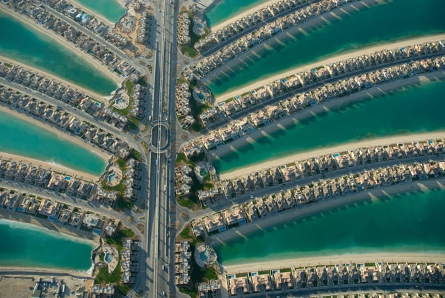 Residential villas in the Palm Jumeirah palm fronds in Dubai.