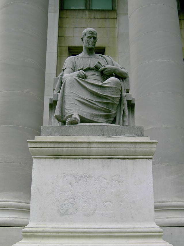 Statue of Roman orator Cicero at the New Haven County Courthouse