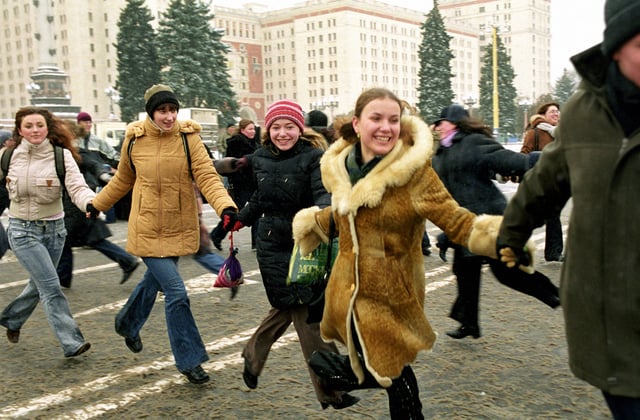 Students celebrating the 250th anniversary of the university in 2005