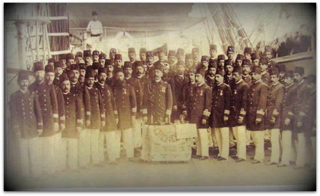 The crew of Frigate Ertuğrul, Middle: Rear Admiral Ali Osman Pasha