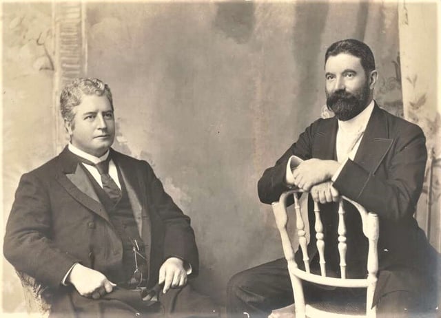 Edmund Barton and Alfred Deakin, 1st and 2nd Prime Minister of Australia both had English parents.