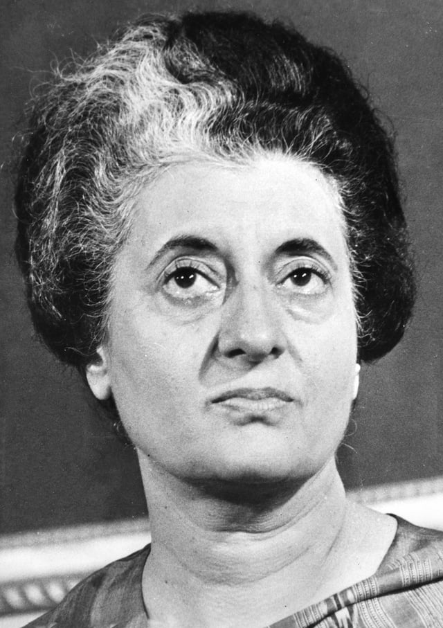 Indira Gandhi, Somerville College