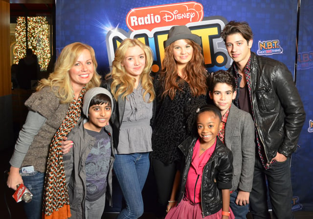 The cast of Jessie in 2011