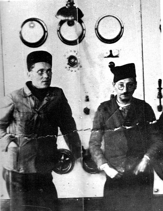 Tito (left) and his ideological mentor Moša Pijade while in the Lepoglava jail