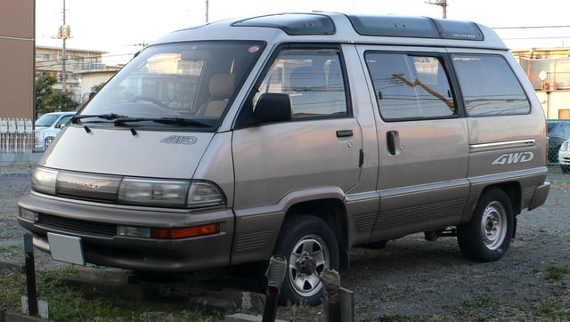 1988–1991 MasterAce Surf 4WD (second facelift)