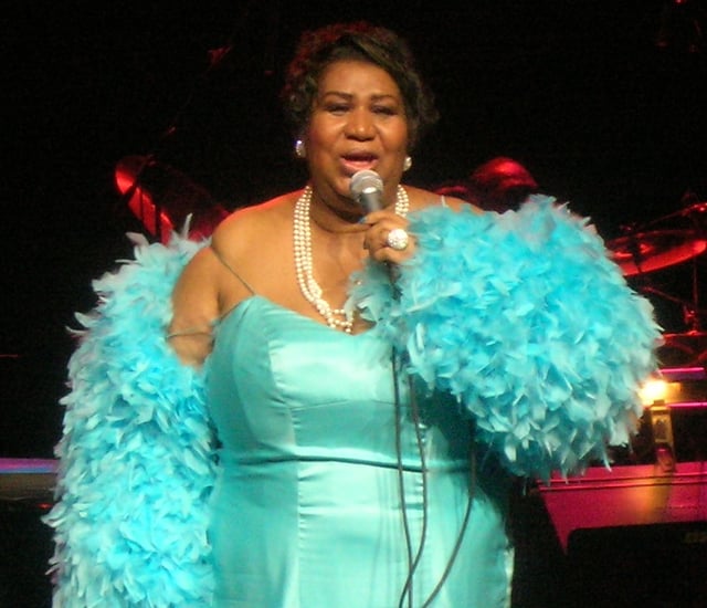 Franklin performing in April 2007 at the Nokia Theater in Dallas, Texas