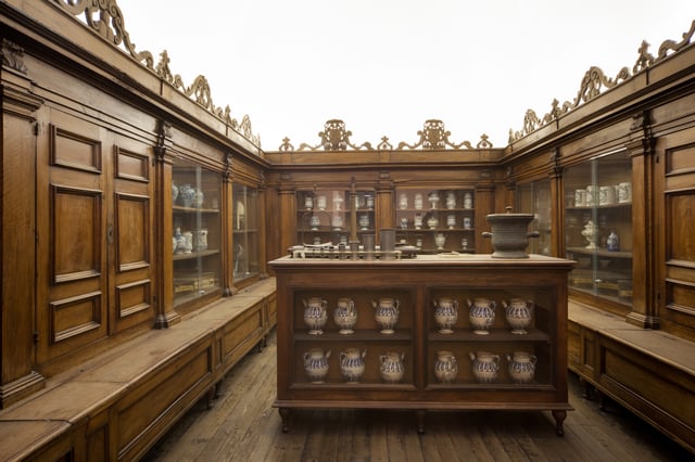 Convent pharmacy exhibited at the Museo nazionale della scienza e della tecnologia Leonardo da Vinci of Milan.