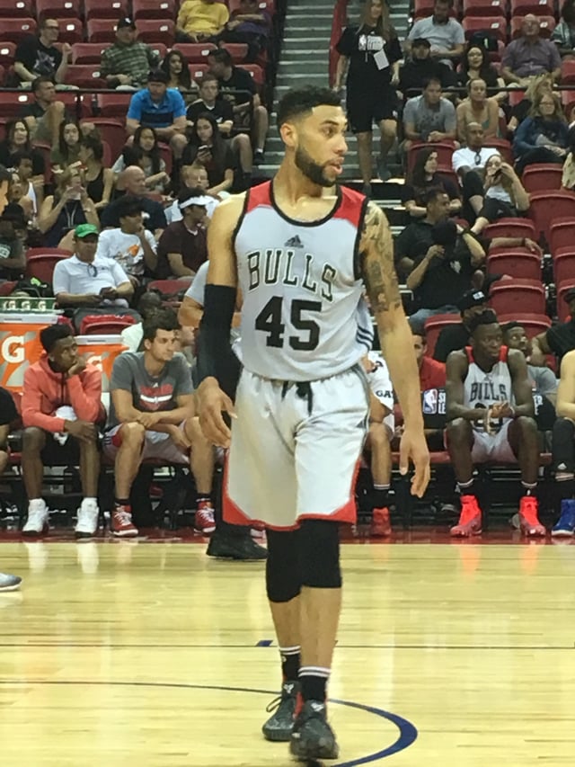 Valentine during the 2017 NBA Summer League.