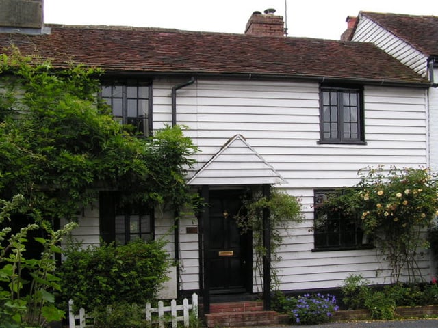 Weatherboarded Cottage, Petteridge. This style of building is very common in rural west Kent, England
