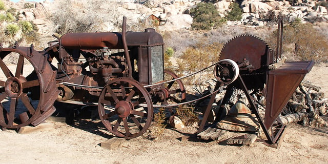 Fordson tractor attached to a circular saw