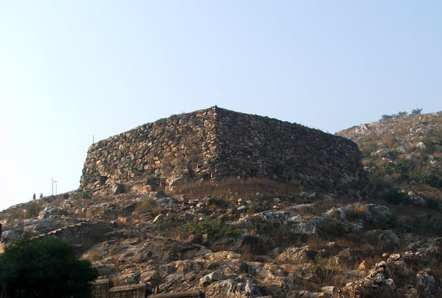 Pipphali Cave in Rajgir, where Maha Kassappa is recorded to have stayed.